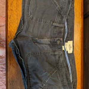 Juniors Hollister Social Stretch shorts.